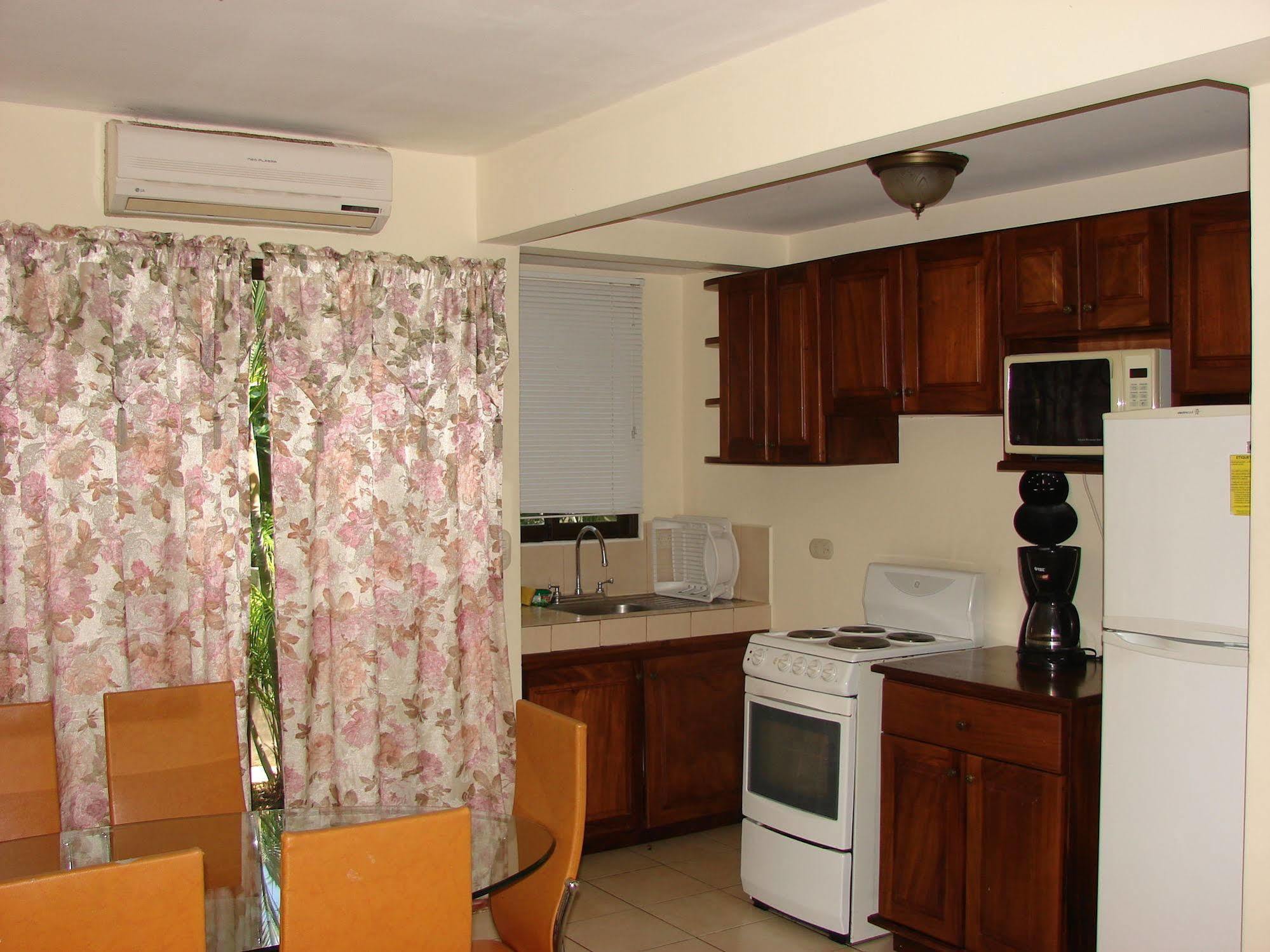 Villa Riviera 2 Bedroom Townhouse Playas del Coco Экстерьер фото